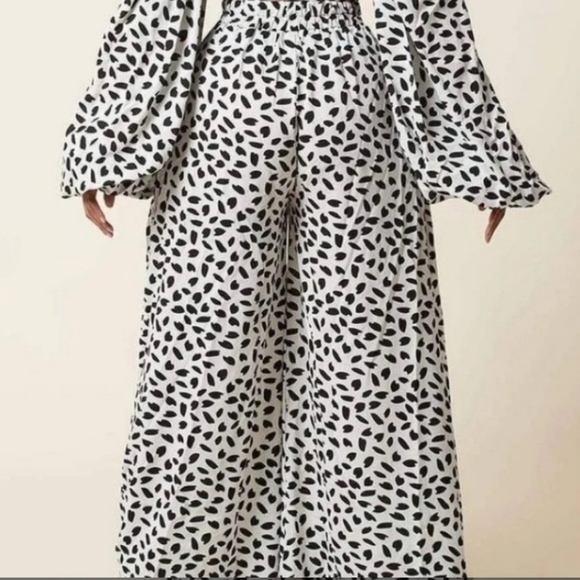 Flare Pants - Picture 4 of 4